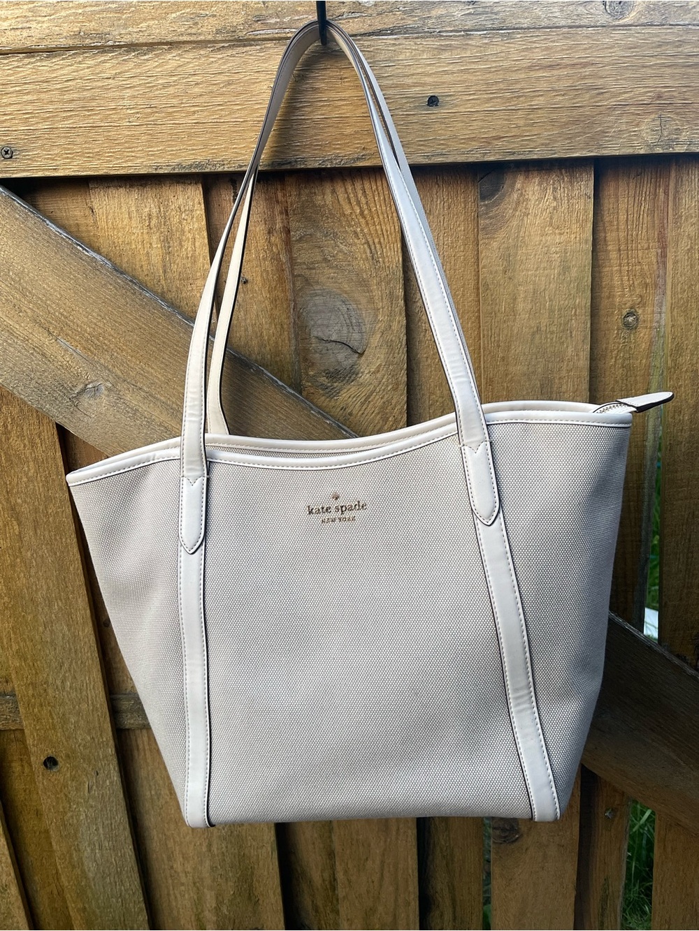 Kate Spade Slide Tote Bag in Parchment